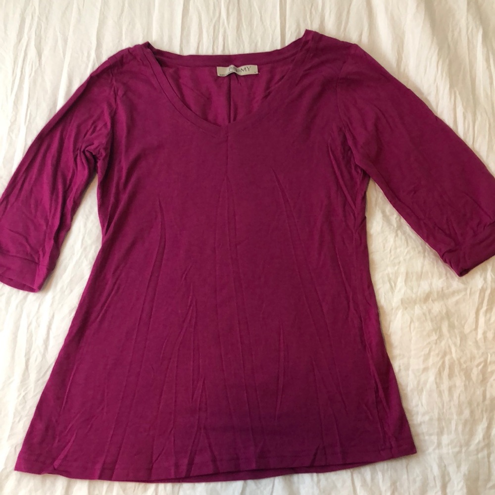 V neck top